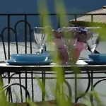 Casa Ninou ドマーゾ